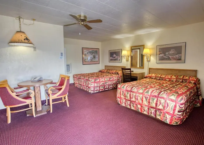Hotel Kiva Show Low