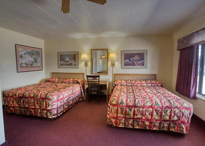 Kiva Hotel *