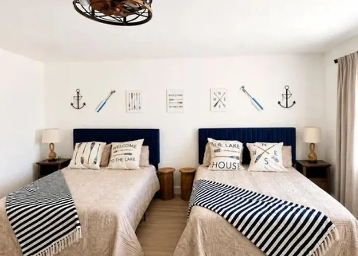 Kiva Hotel